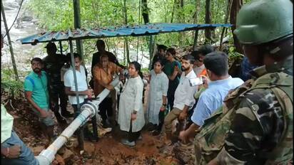 ಕಿರು ಜಲ ವಿದ್ಯುತ್ ಯೋಜನೆಗೆ ಡಿಸಿ ಚಾಲನೆ ನೀಡಿದರು | Kannada Prabha